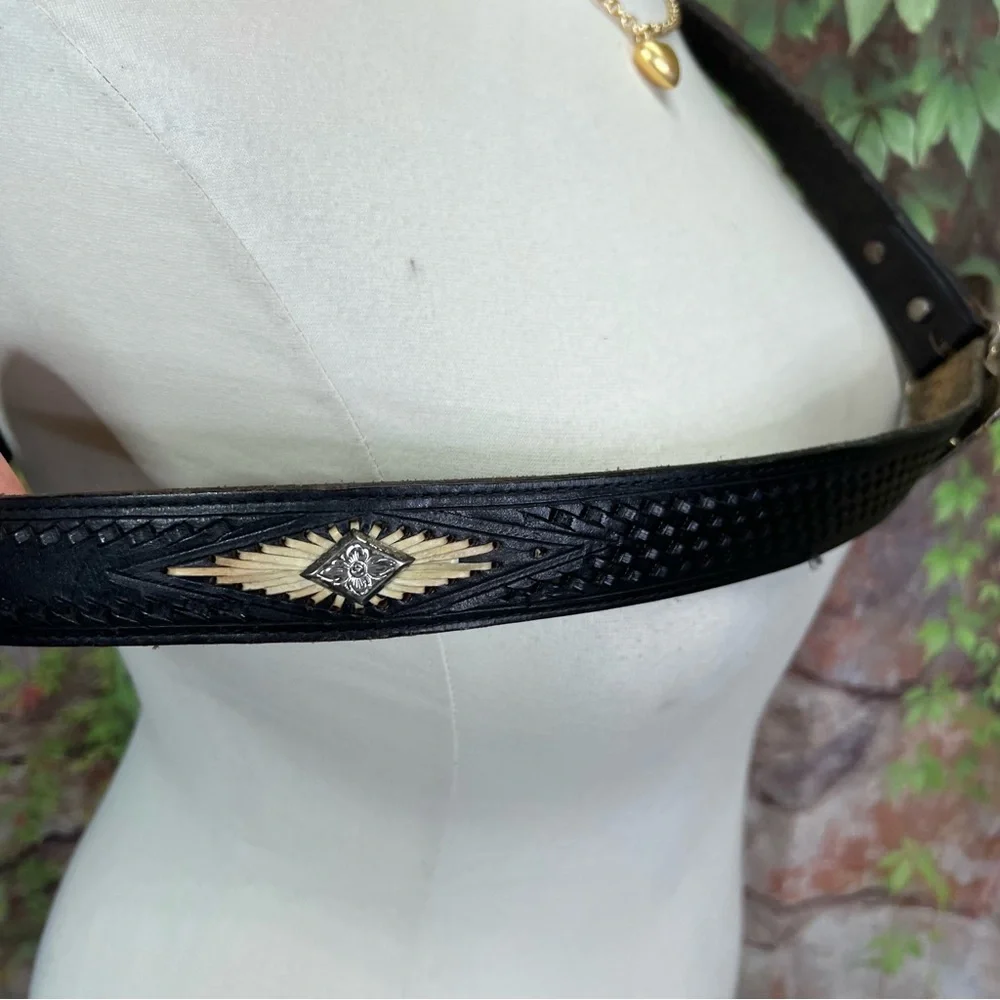 VINTAGE WESTERN BELT Black Leather Rodeo w/Eagle Head Buckle, Made in USA, 50